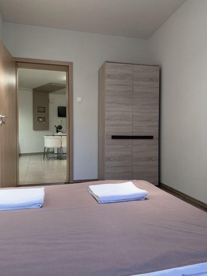 St. Peter Apartman Apartamento Pécs Exterior foto
